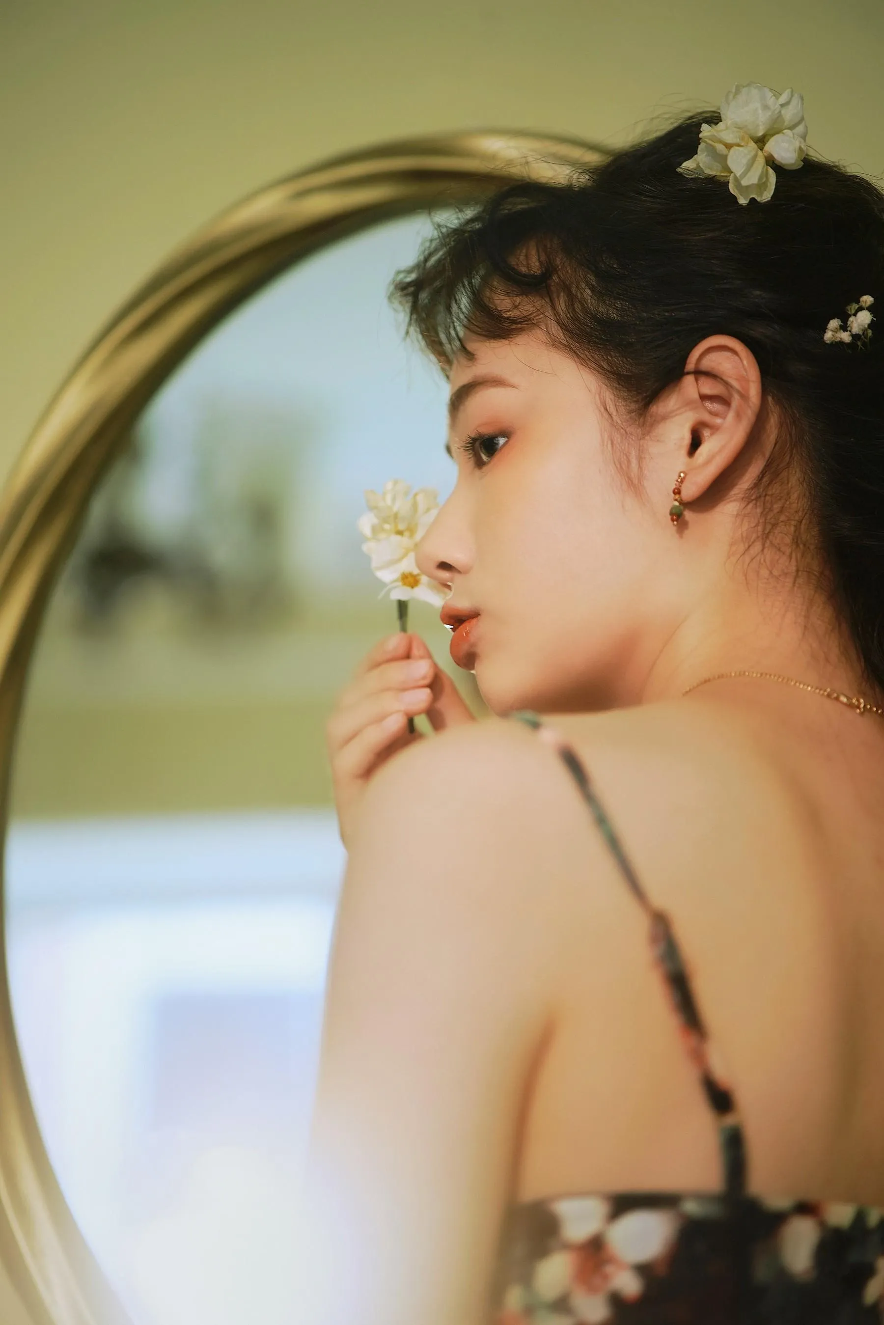 [艺图语] 2022.06.16 黄昏的独奏 小树 [26P]插图1